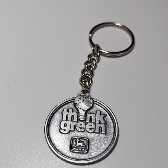 VINTAGE John Deere THINK GREEN Alloy Key Fob - Picture 1 of 4